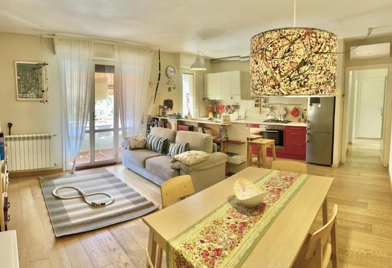 A Casa Di Rocco With Air Condition, Wifi And Private Parking Lucca Exterior photo